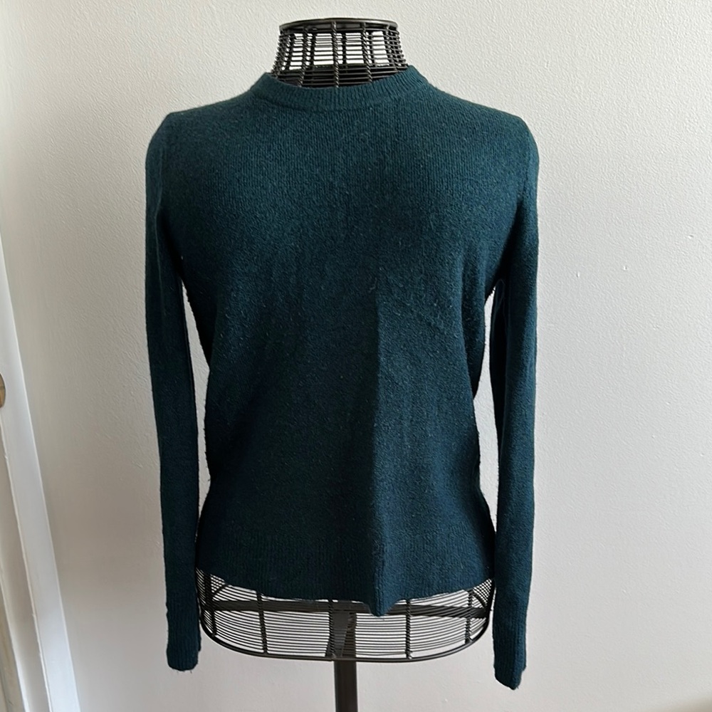 Old Navy Blue and Green Crew Neck Sweater